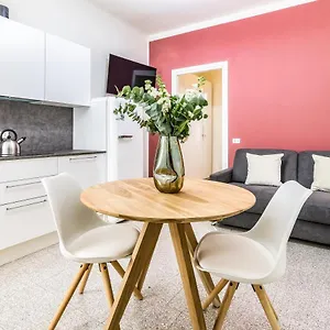 https://beplace-apartments-in-porta-garibaldi.it-lombardy.com