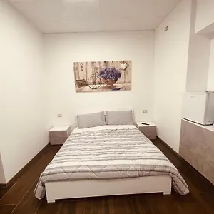 Maura's Gallarate