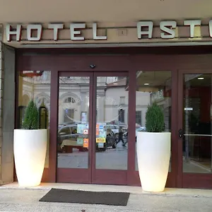 Отель Astor Перуджа